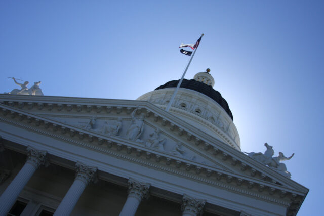 photo - Capitol Building in Sacramento, California